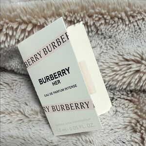 Burberry Her vial